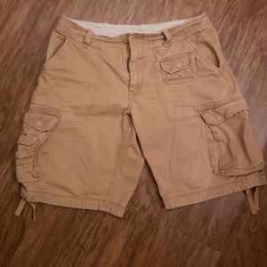 Gap cargo shorts